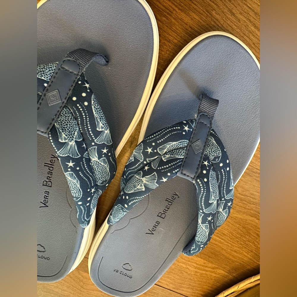 Vera Bradley Blue Sandals Sleek Casual Comfort